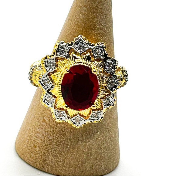 NWT Gorgeous large cocktail ring with Red stone adjustable size - Picture 14 of 16